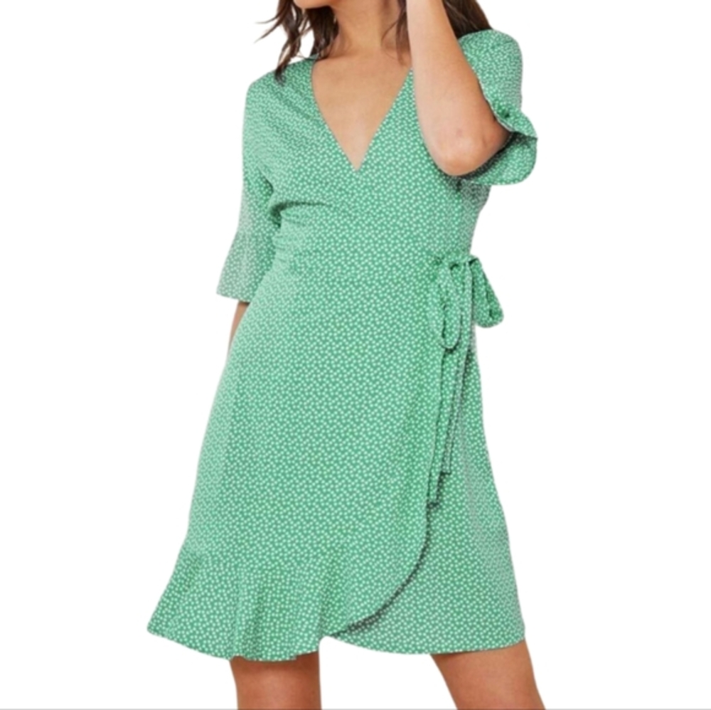Max Studio Green And Gold Ruffle Sleeve Wrap Dress Women's Size Medium